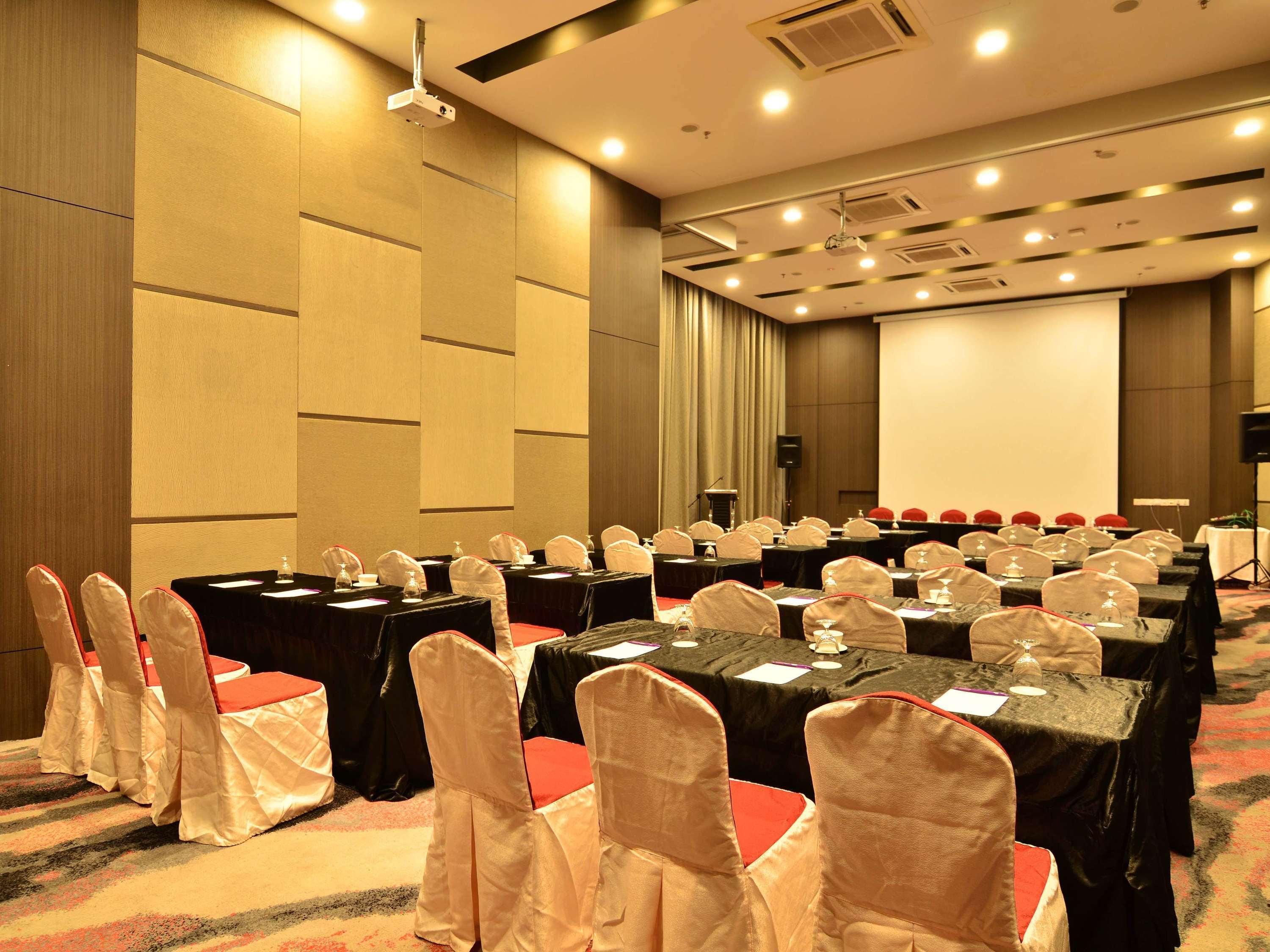 Mercure Selangor Selayang Batu Caves Bagian luar foto